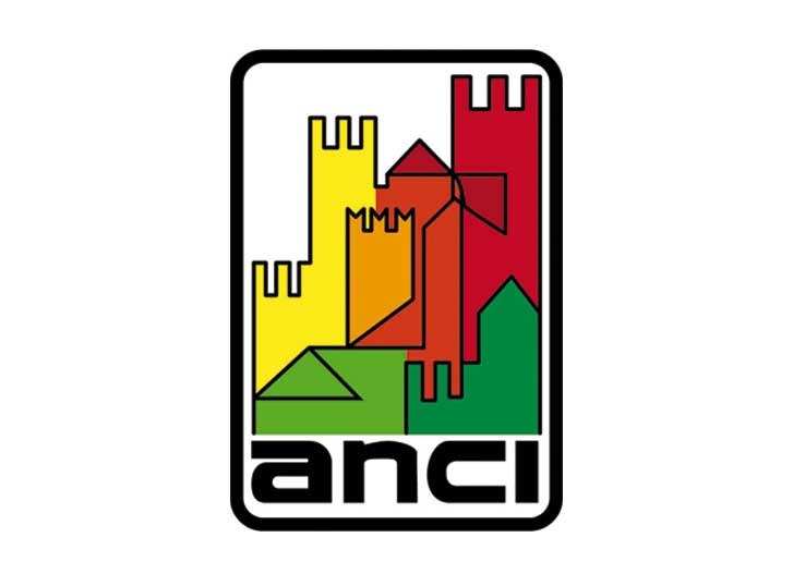 ANCI Piemonte: non gettare a terra mascherine e guanti monouso